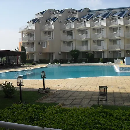 Rutland Hotel apartamentowy Rawda