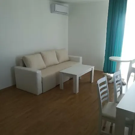Rutland Hotel apartamentowy 3*