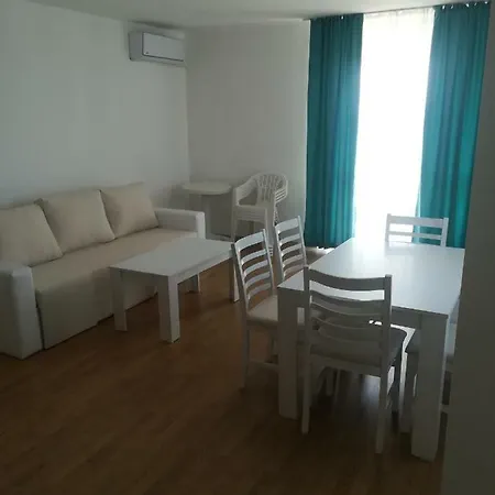 Hotel apartamentowy Rutland Rawda
