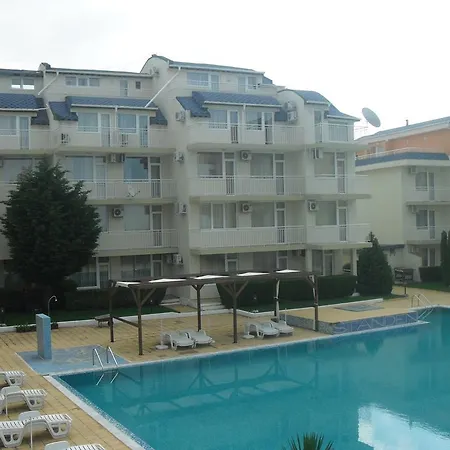 Hotel apartamentowy Rutland Rawda