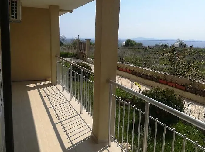 Rutland Apart-hotel Ravda